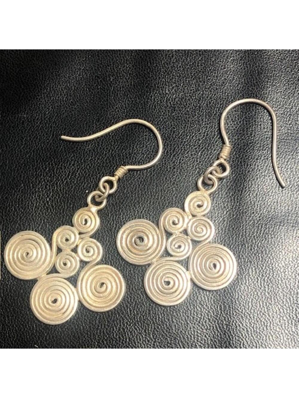 B1249 Vintage Sterling 925 unmarked Spiral  Earrings Artisan Boho 7.8g 1.75"